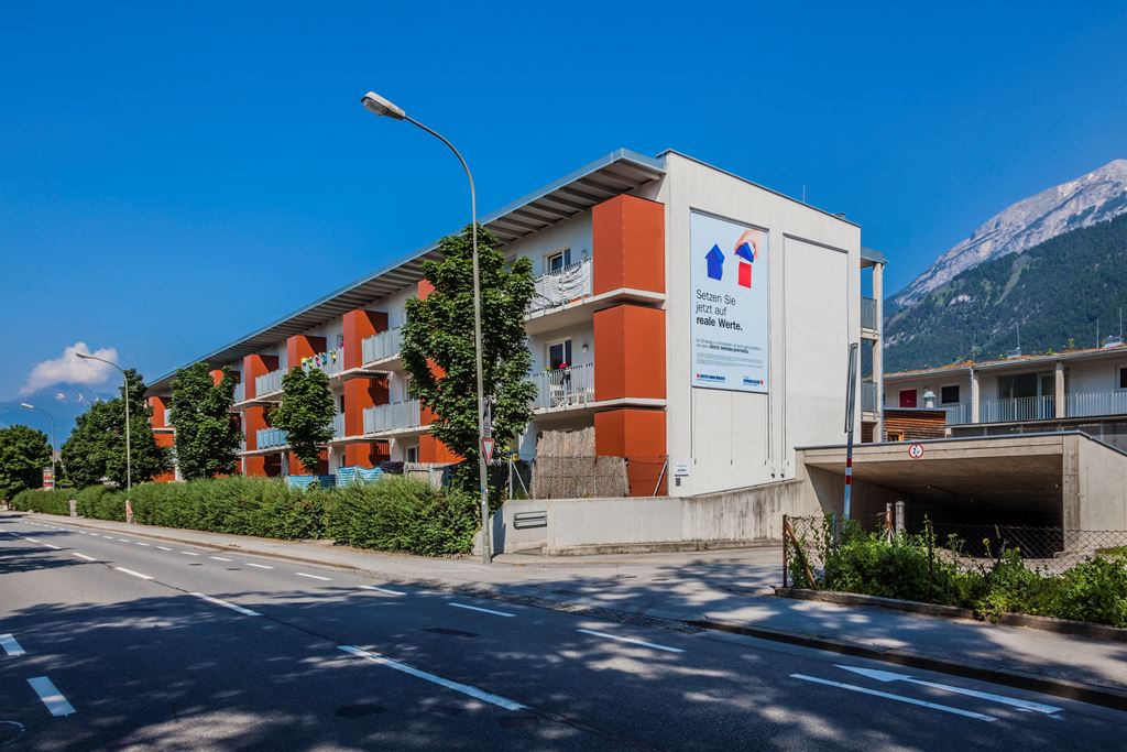 front_1 © campus west